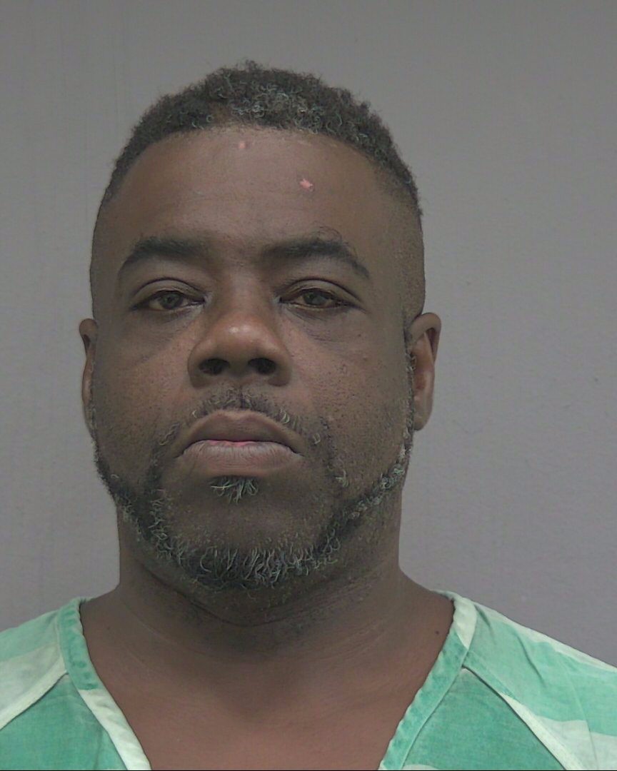 Booking photograph for WILLIE LITTLES