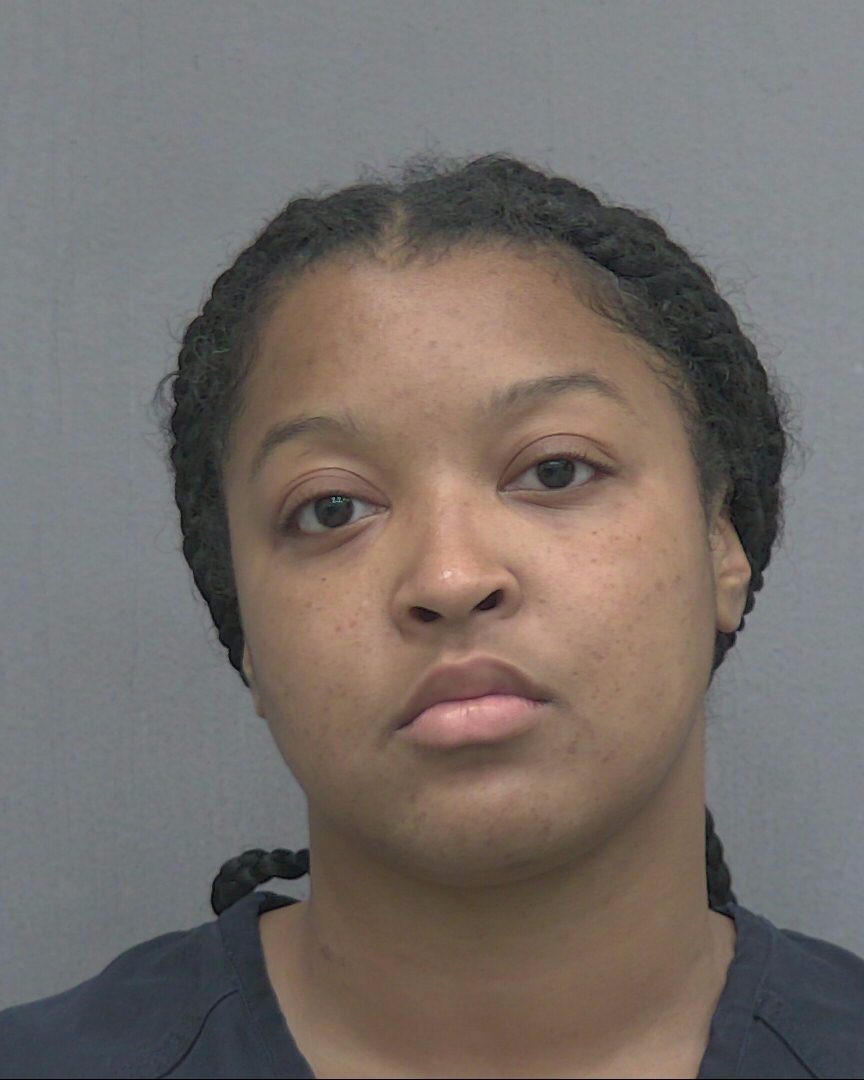 Booking photograph for SEQUOIA DENISE MAXWELL