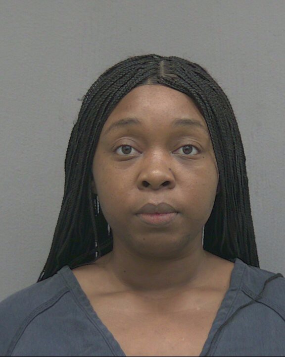Booking photograph for LAKOA TIARRESTETTE MOORE