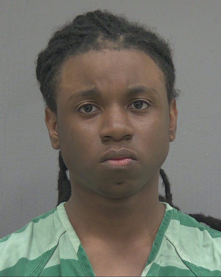 Booking photograph for ADRIAN JA'QUEZ WALKER