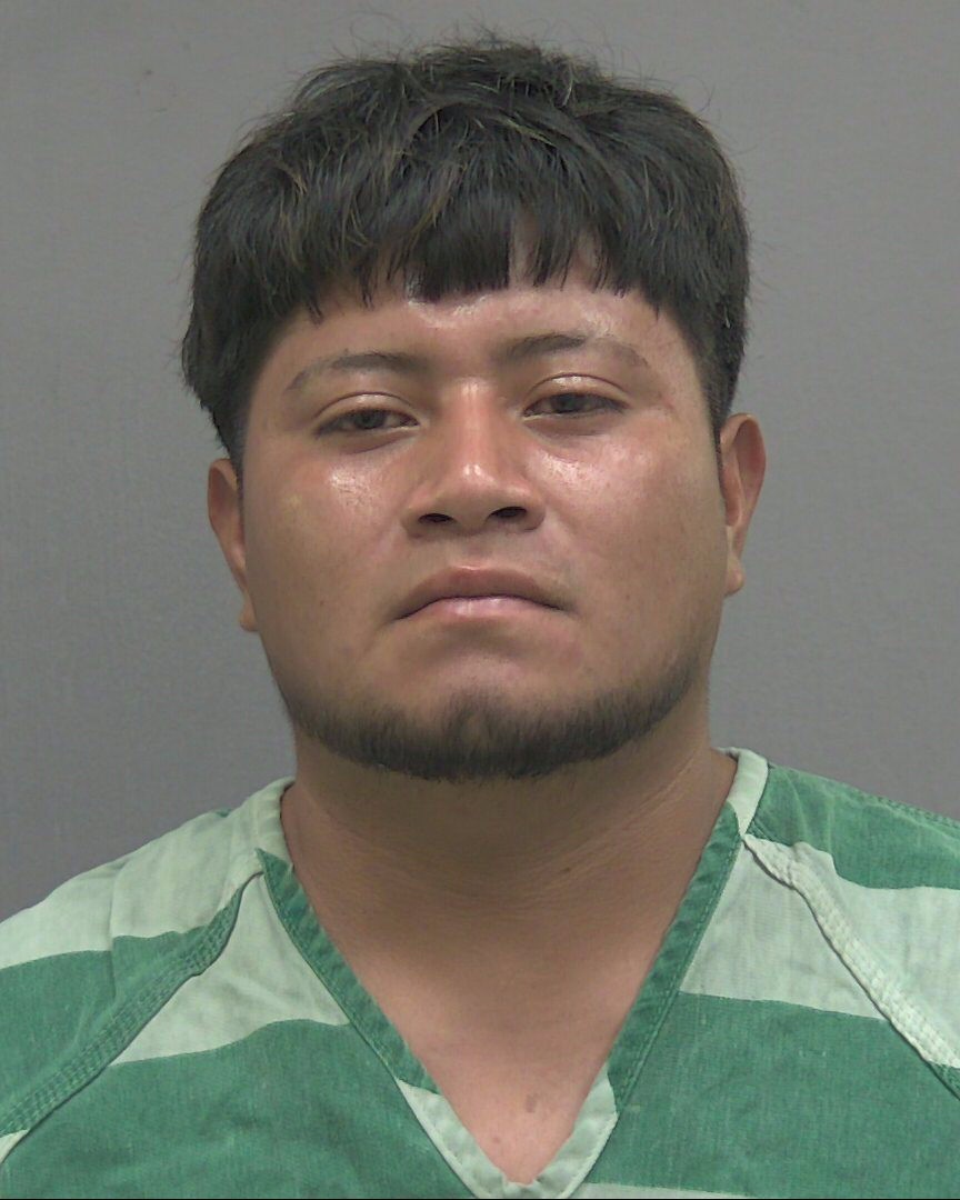 Booking photograph for PEREZ JOSE ROBLERO HERNANDEZ
