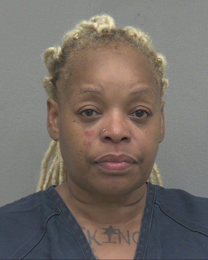 Booking photograph for CHUNITA LATOYA GREEN