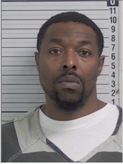 Booking photograph for TARVIS JERMAINE STARKS