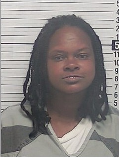 Booking photograph for LAKESHIA LACOLE SNEADS
