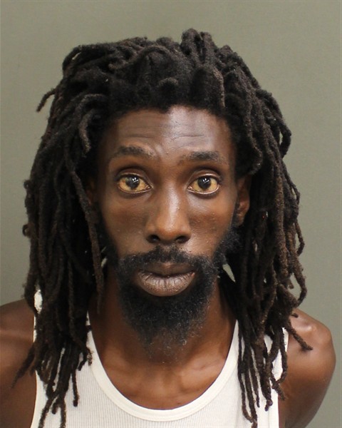 Booking photograph for JARQUIS JAMAAL WILLIAMS