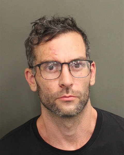 Booking photograph for TAYLOR DANIEL DIAZSCHULTZ