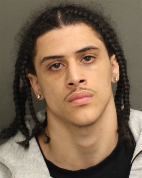 Booking photograph for LEONARDO FONTANEZ