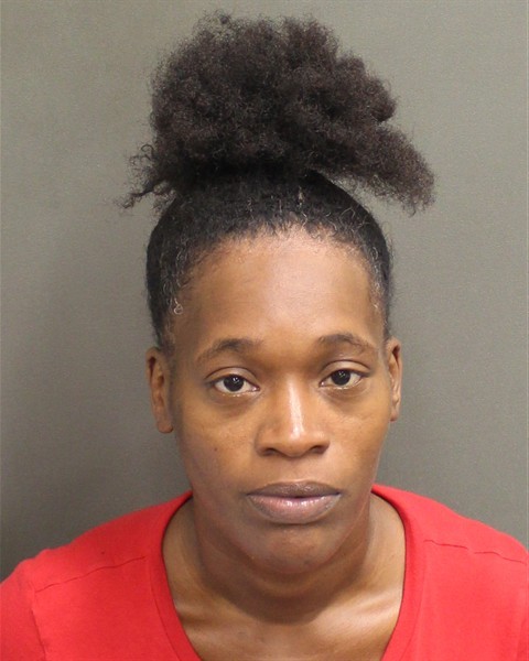 Booking photograph for ARUCHA D BROWN