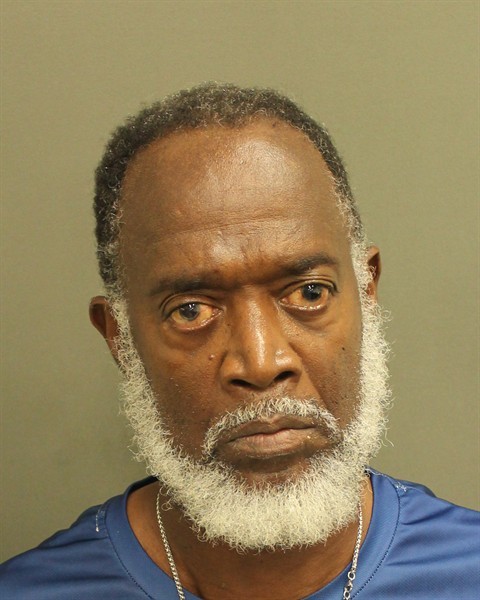 Booking photograph for RONNIE RAY ROBINSON