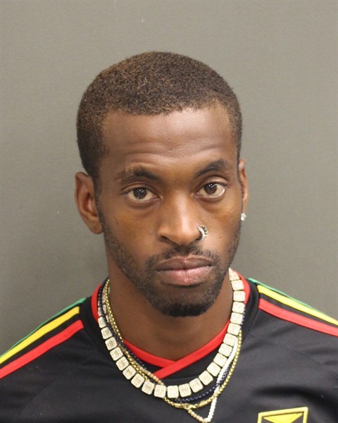 Booking photograph for DEVANTE RAHEEM MCCALL