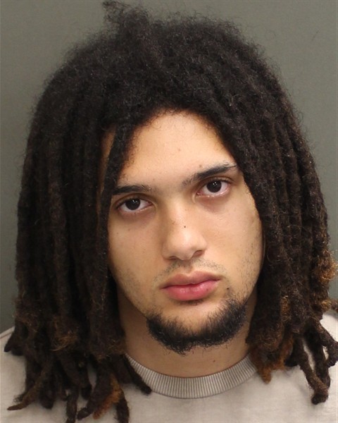 Booking photograph for JAVIAR LE'NEELE WADE