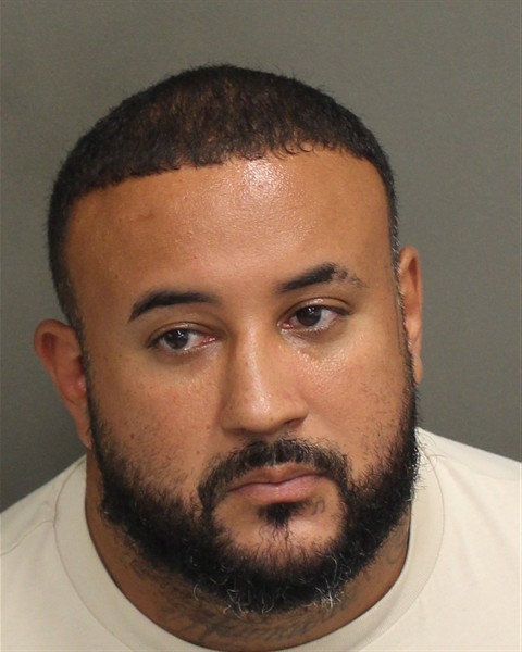 Booking photograph for HECTOR LUIS IRIZARRYTORRES