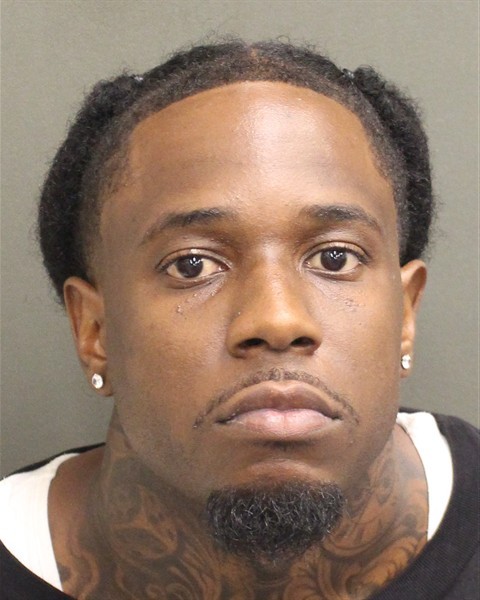 Booking photograph for DEVERON DESHAWN HIERREZUELO