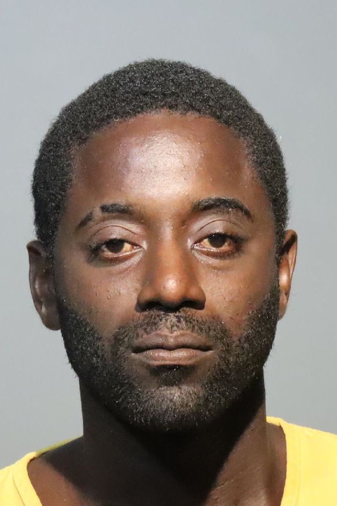 Booking photograph for CARLING KEITT