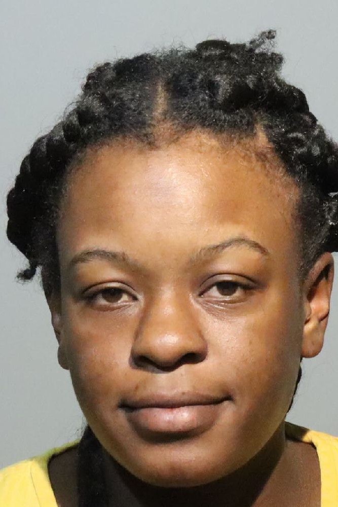 Booking photograph for YURIE DENISE HAMPTON