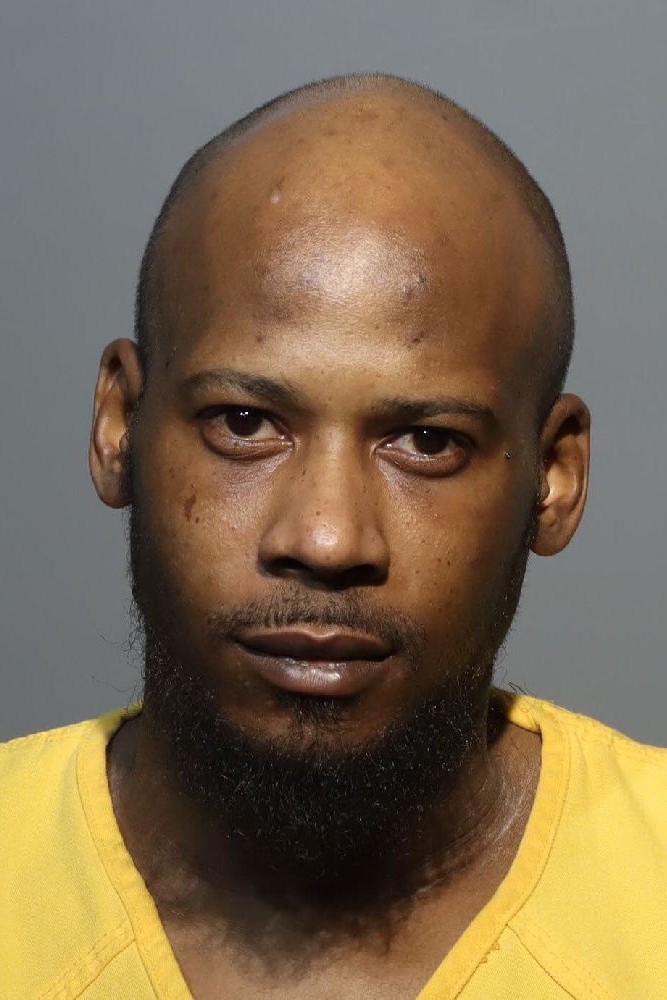 Booking photograph for TAYLOR DAVON GRANT