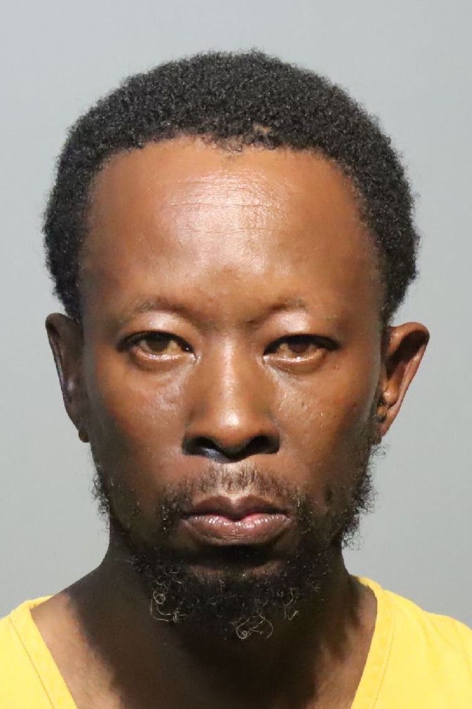 Booking photograph for KENNETH DAVIS