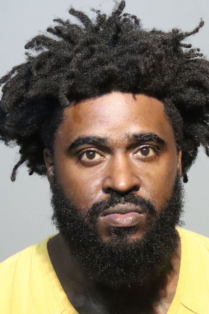 Booking photograph for JAKAREE CLARK