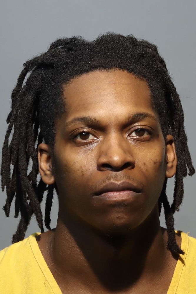 Booking photograph for BRANDON DESHAWN HOGANS