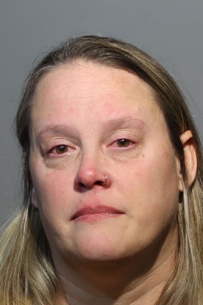 Booking photograph for CHRISTINA LEE BROWDER