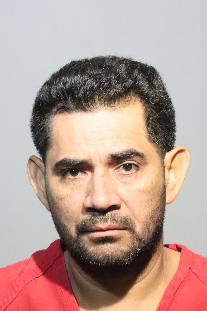 Booking photograph for ALEXIS ADALIO BENITES-MARTINEZ