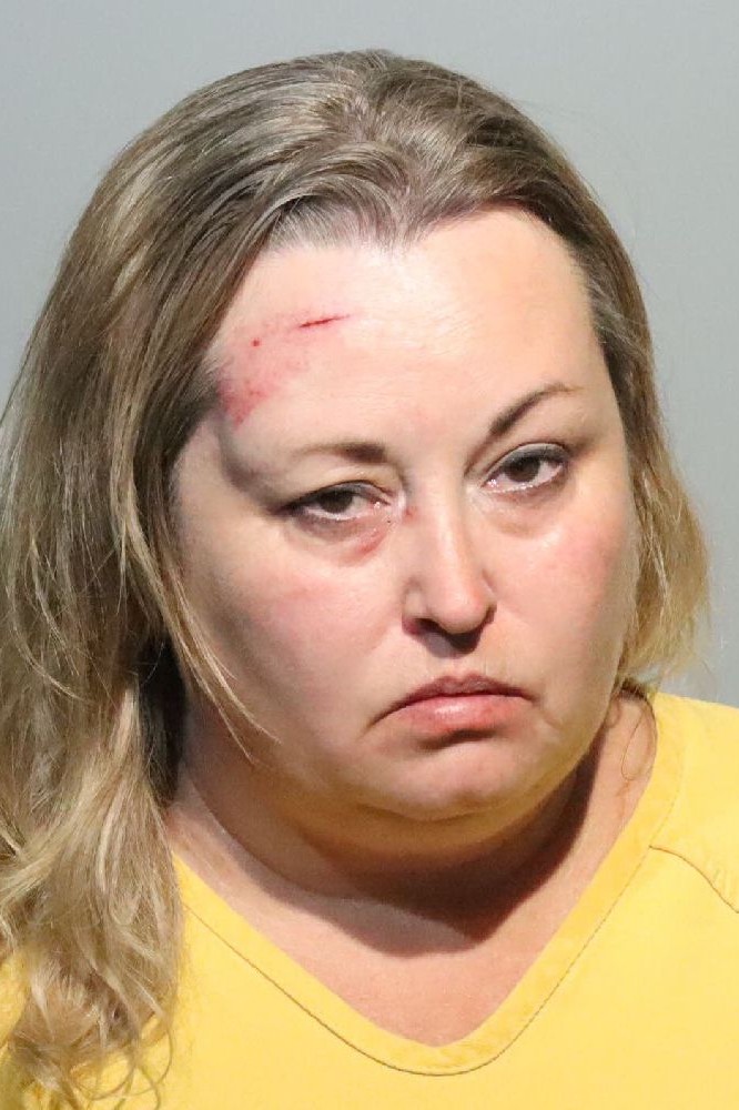 Booking photograph for MELISSA PRATT