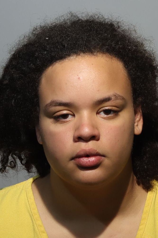 Booking photograph for GONZALEZ MELANNIE PAOLA BATISTA