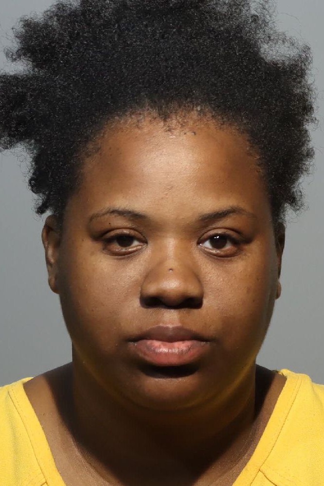 Booking photograph for KEYERA LANESHA DUCKSWORTH