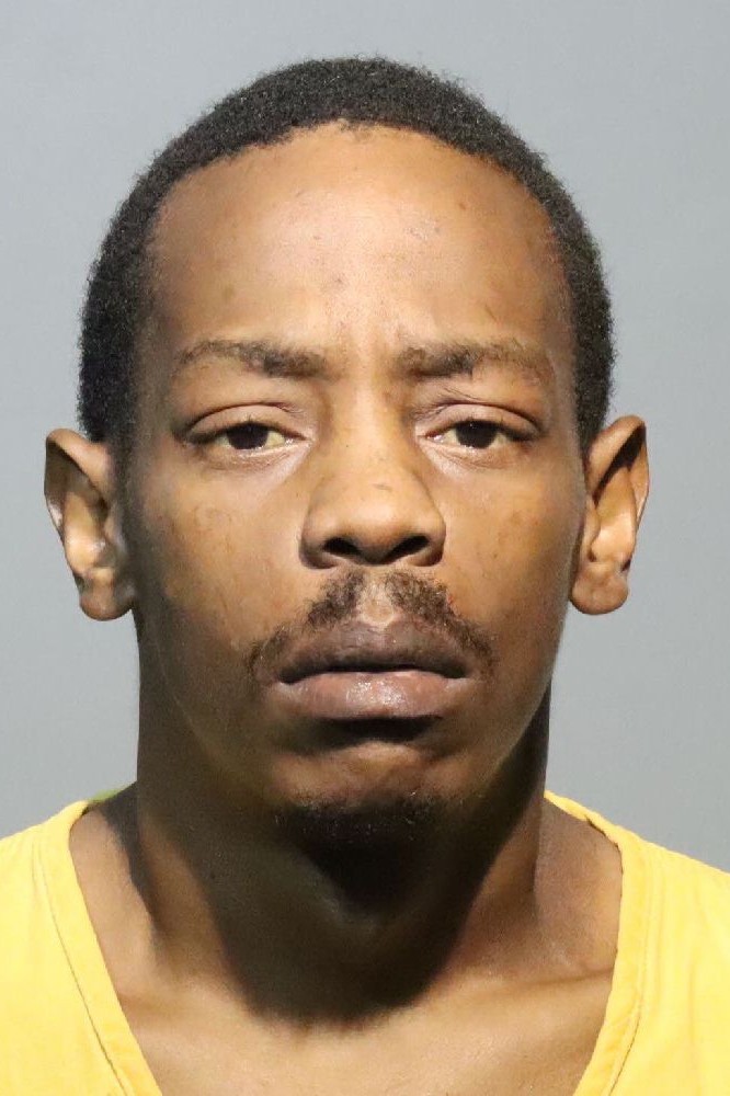 Booking photograph for E'RICO JERON BALDWIN