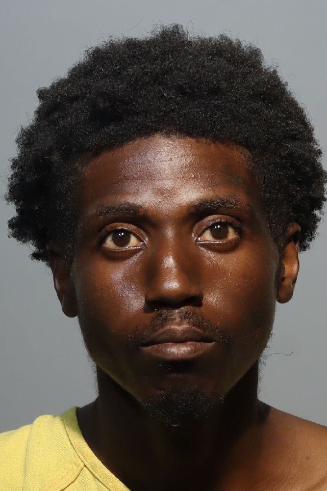 Booking photograph for TRE`QUAN JARQUISE WILLIAMS