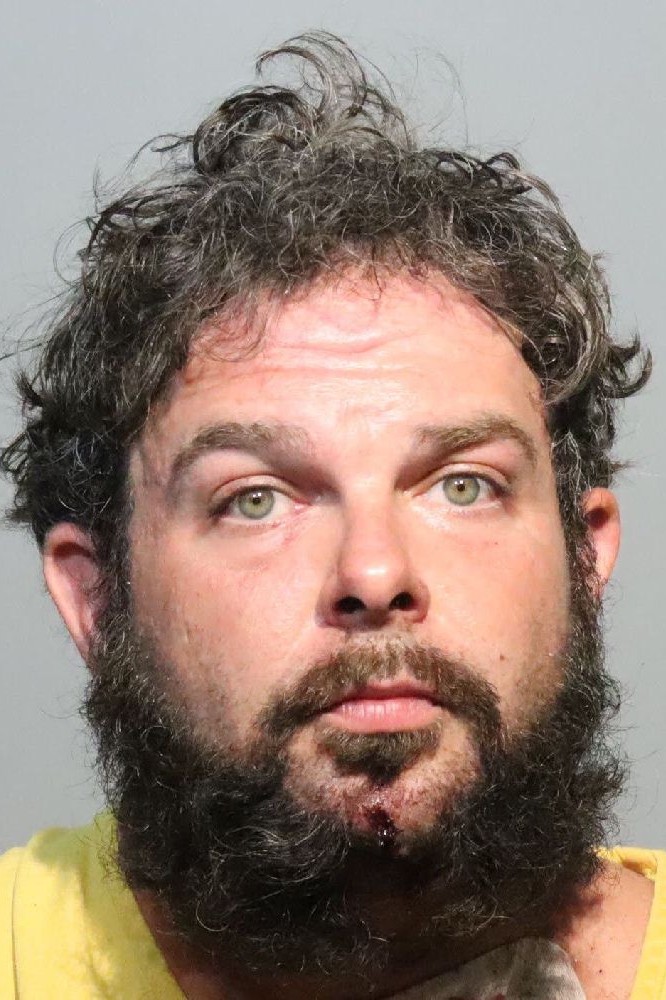 Booking photograph for KENNETH MARK RUSSELL