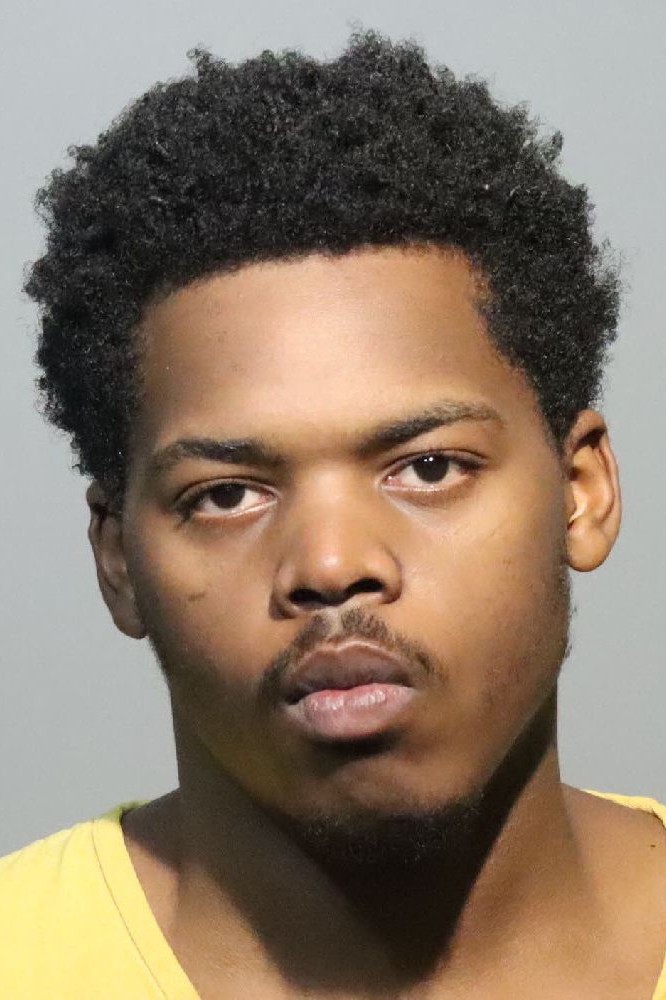 Booking photograph for MARIO DEON BUCHANAN