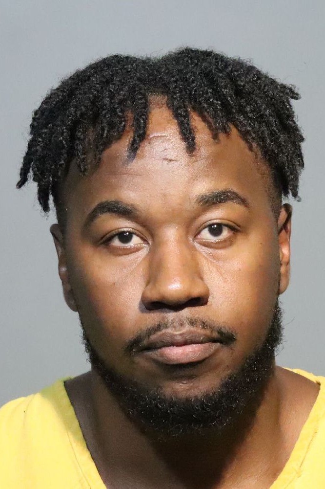 Booking photograph for RUSHANE BERNARDO DENNIS