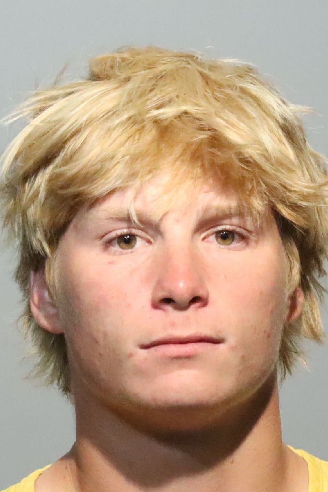 Booking photograph for NOAH NICHOLAS TOWNSEND