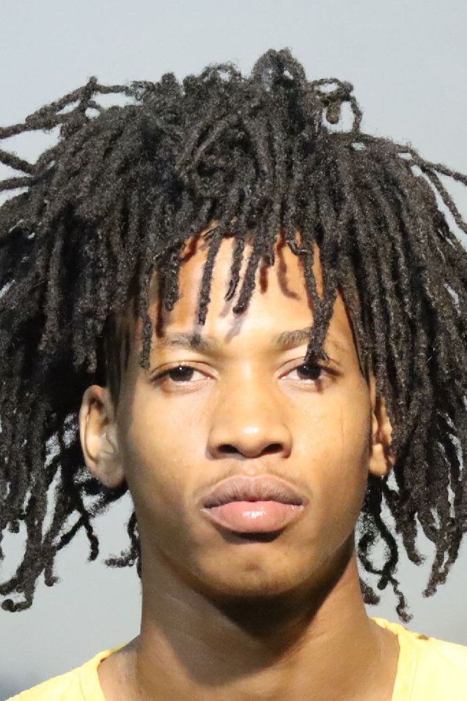 Booking photograph for JAELON DEANTHONY BENTLEY