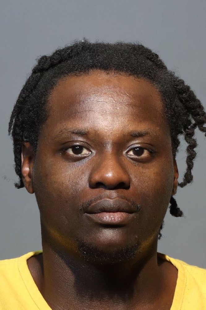 Booking photograph for LUQUANE TECHICUS BANNIS