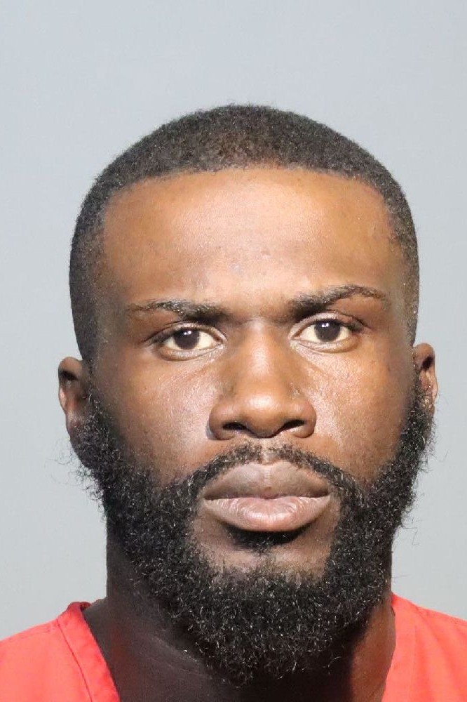 Booking photograph for MATIO STERLING MARSHALL