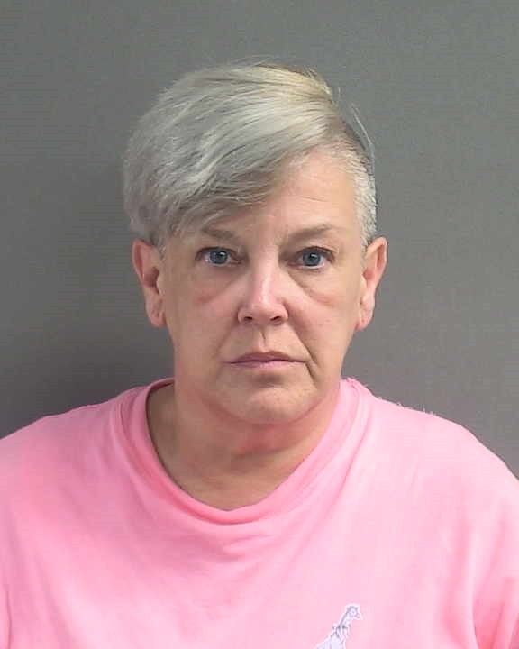 Booking photograph for TRACIE L ANDREWS