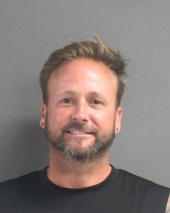 Booking photograph for MICHAEL DERRICK SINNIGER
