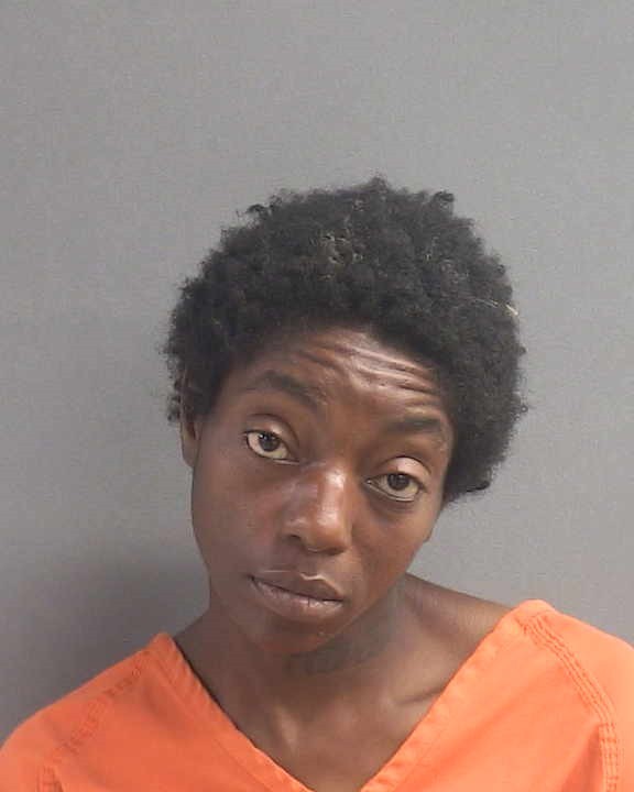 Booking photograph for LUISA YVETTT NEKESHA MACDOWELL