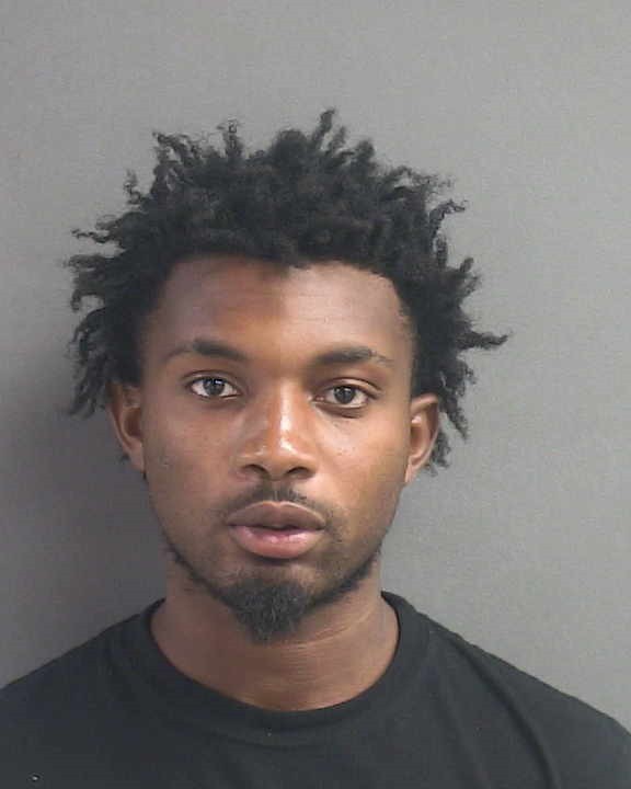 Booking photograph for DAVION LENARD THOMPSON
