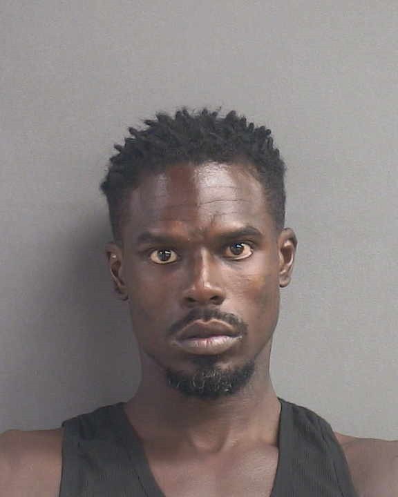 Booking photograph for MARQUELL KESHAWN JAMAL ROBINSON
