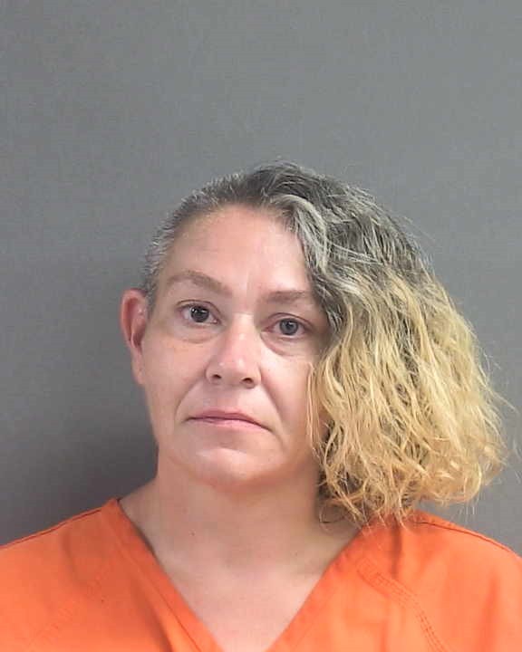 Booking photograph for JENIFFER MICHELLE SAMMONS